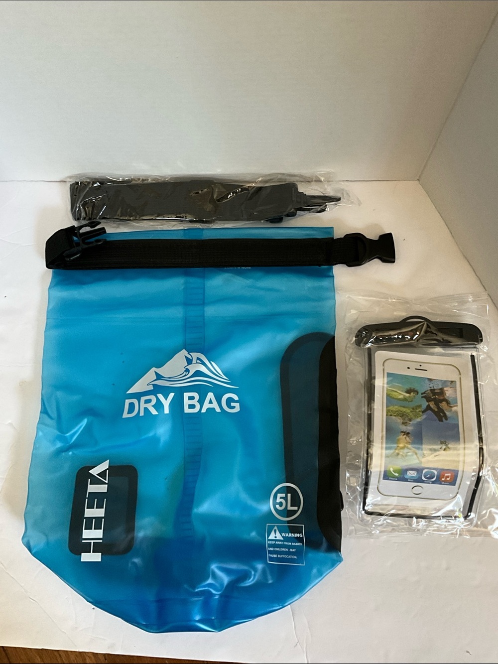 HEETA Blue 5L Waterproof Dry Bag with Waterproof Phone Case